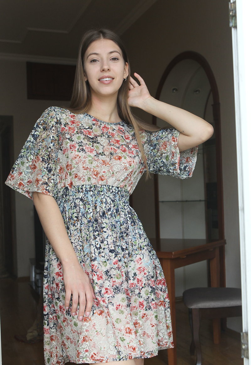 Вика, 18